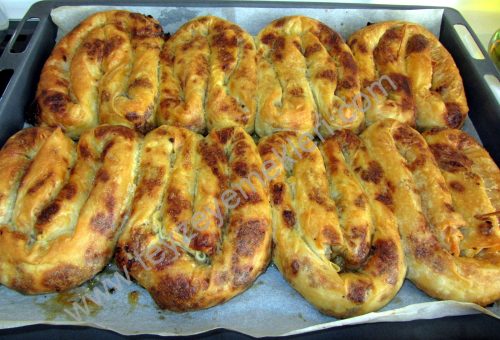 Kıymalı Börek